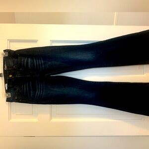 Women’s Gap Jeans. Skinny Flare. Size 27 Petite.